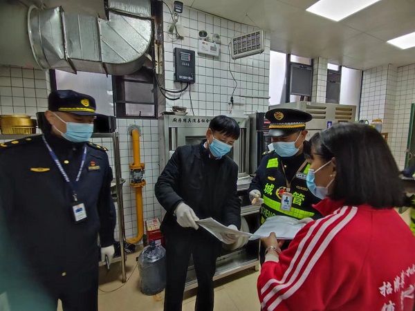 商丘市餐飲油煙污染治理辦公室開展油煙污染治理宣傳