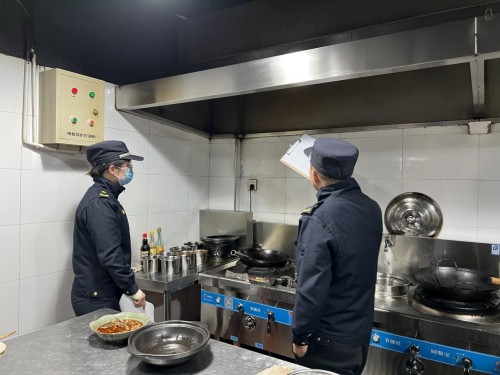 杏花村街道開展餐飲業油煙污染專項整治行動