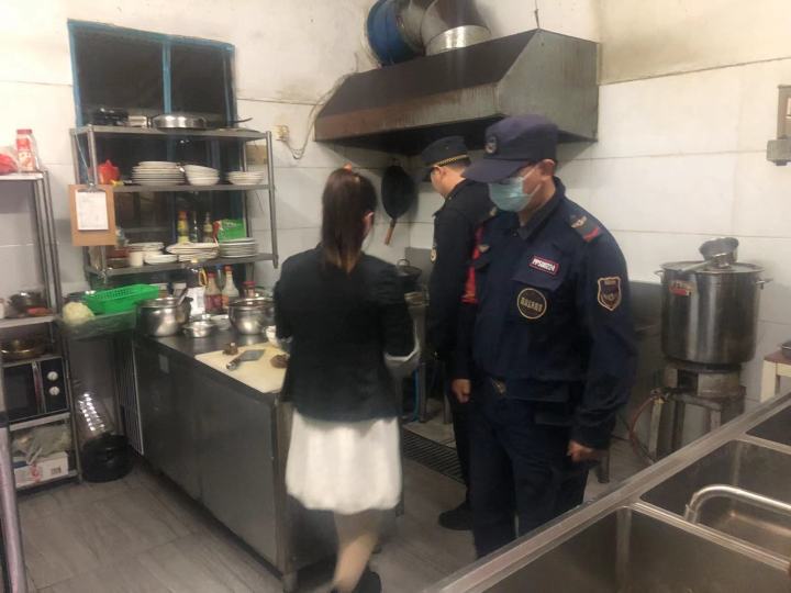 姚莊綜合執法中隊三舉措推進餐飲業專項整治行動
