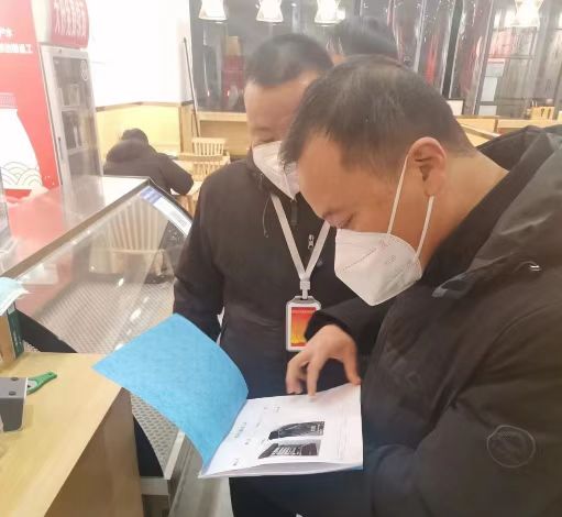 開元路街道開展餐飲油煙污染治理專項檢查行動