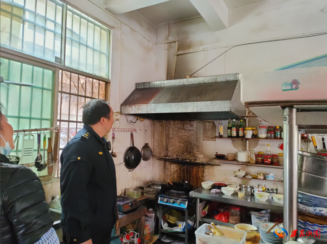 興國縣開展餐飲業油煙污染專項整治行動