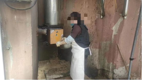 吉林市城管執法局第三支隊加大餐飲企業油煙污染問題治理力度