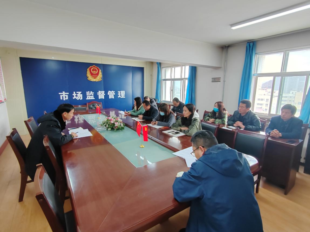 通渭縣市場監督管理局開展餐飲服務單位油煙污染防治專項治理行動