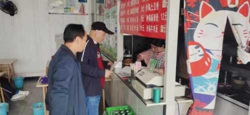 太康東路街道開展轄區餐飲油煙治理工作