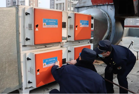 保定市高新區執法分局直屬三大隊推進餐飲油煙整治