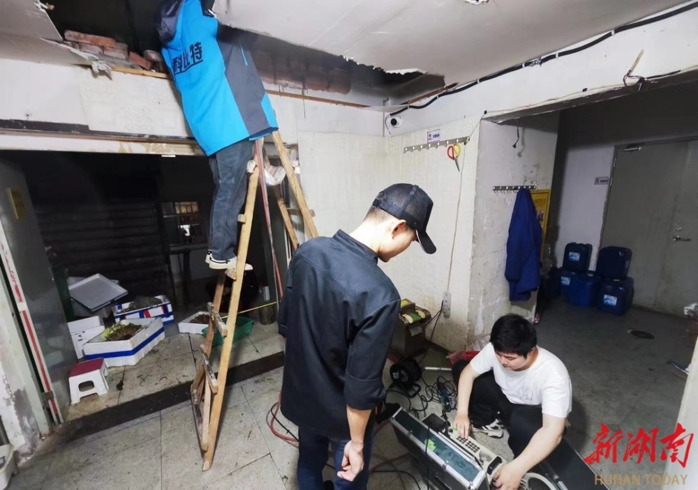 坡子街街道多舉措開展餐飲油煙治理工作