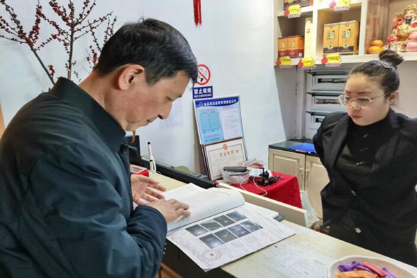 青園街道三舉措開展餐飲油煙專項整治月行動