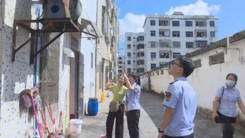 瓊海市市場監督管理局開展餐飲服務單位油煙整治工作