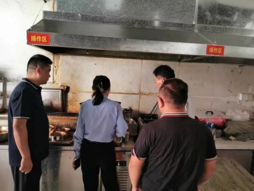 段店北路街道開展餐飲行業油煙治理專項排查行動