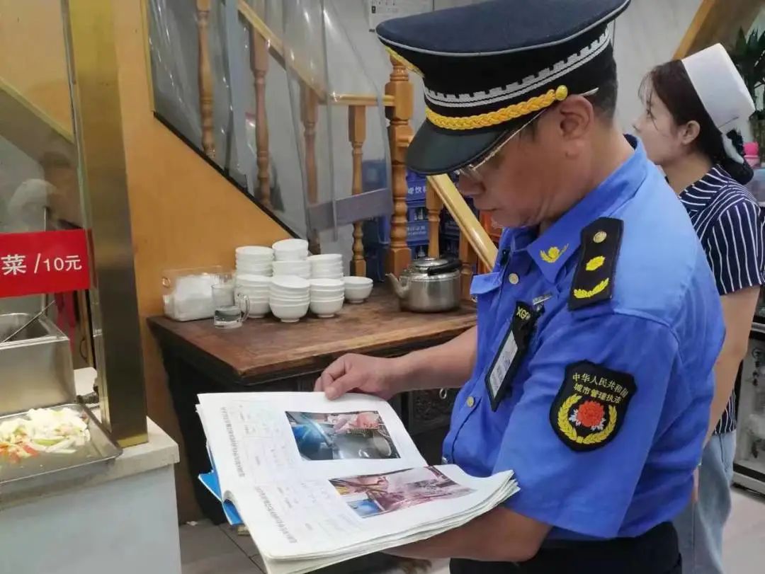 蓮湖區城管局三舉措開展餐飲油煙專項治理行動