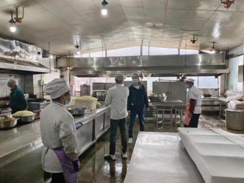 石柱縣生態環境局開展餐飲油煙專項排查整治行動