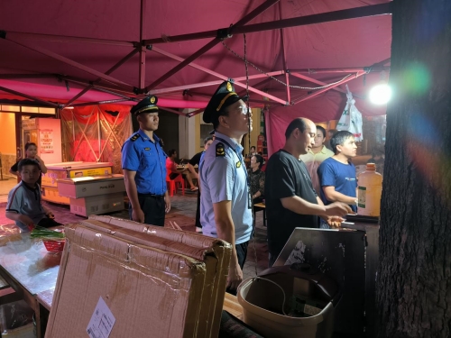 炎陵縣開展餐飲油煙治理專項檢查