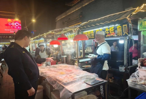 鼓樓區多部門聯合開展餐飲油煙專項整治行動