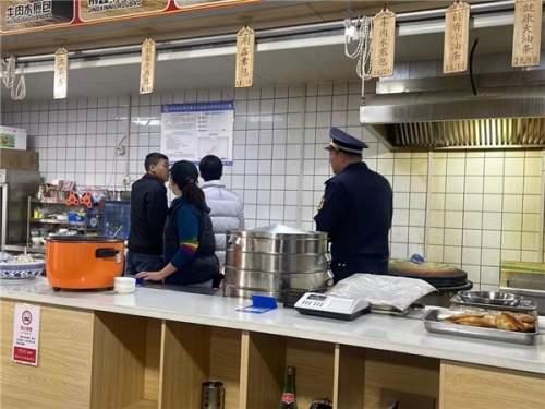 圃田鄉多部門聯合開展餐飲油煙專項整治活動