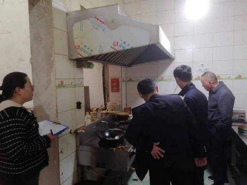 響導鄉開展餐飲油煙擾民專項整治排查行動