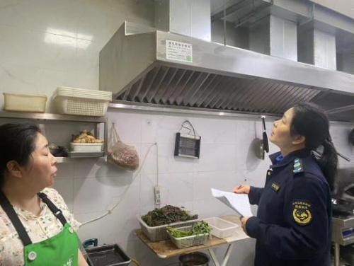 崗集鎮三舉措加大餐飲油煙污染治理力度