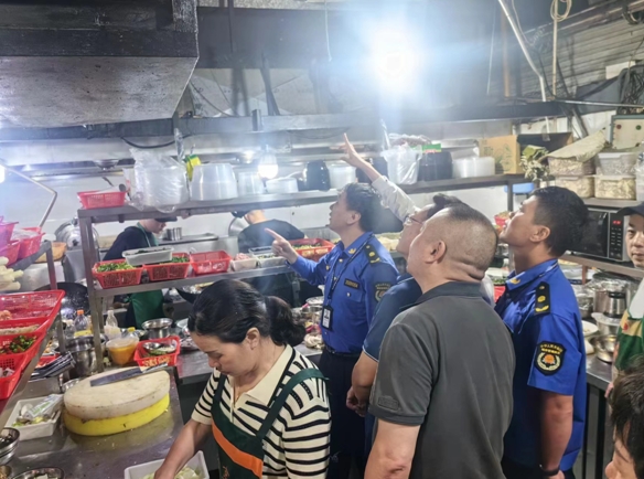 寧德市開展城市餐飲油煙污染擾民專項整治