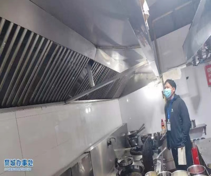 祭城路街道辦事處三舉措開展餐飲油煙及燃煤污染治理專項行動