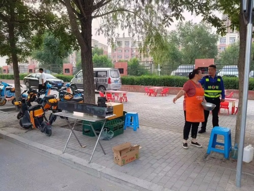 扎魯特旗城市管理綜合行政執法局整治露天燒烤
